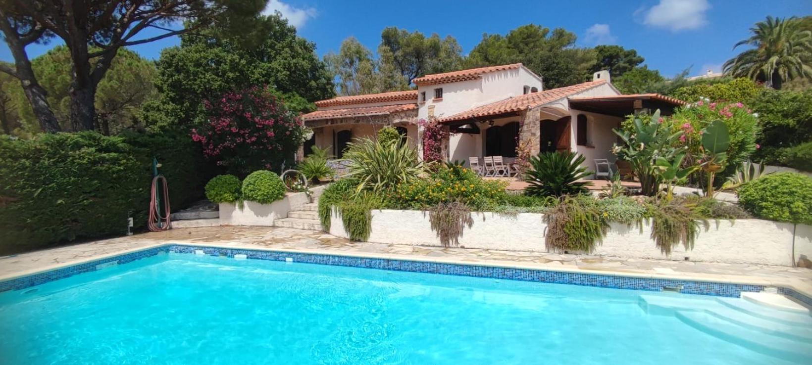 Villa La Louviere La Croix Valmer Golfe De Saint Tropez Exteriör bild