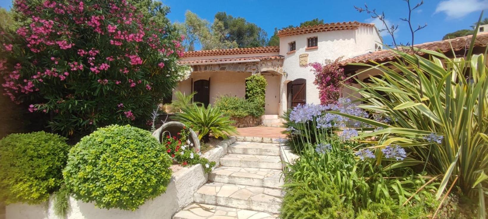 Villa La Louviere La Croix Valmer Golfe De Saint Tropez Exteriör bild
